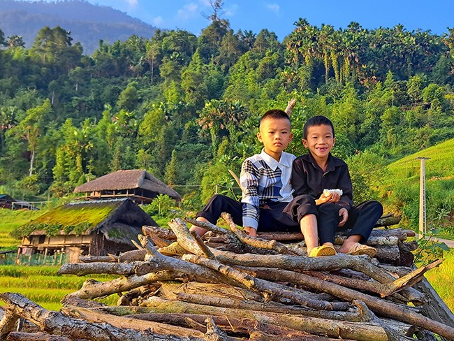 Những mái nhà rêu có một không hai tại bản người Dao bên sườn Tây Côn Lĩnh - 9