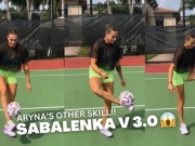 Thể thao - Sabalenka gây sốt với clip tâng bóng ở sân tennis, huyền thoại Ronaldo &quot;béo&quot; vào khen