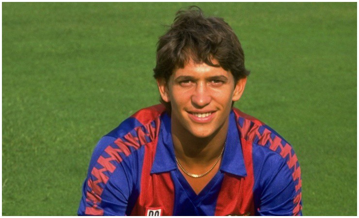 Gary Lineker từng khiến bao cô gái ngưỡng mộ bởi vẻ ngoài điển trai.
