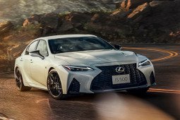 Chi tiết Lexus IS 500 F Sport phiên bản giới hạn 500 chiếc trên toàn cầu