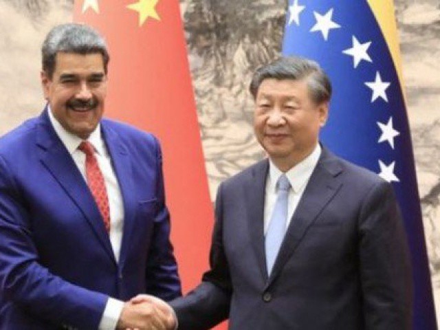 Venezuela sẽ đưa phi hành gia lên Mặt trăng nhờ tàu của Trung Quốc