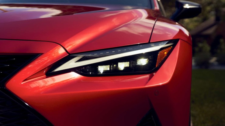 2024 Lexus IS tăng giá, khởi điểm nhỉnh 1 tỷ đồng - 4