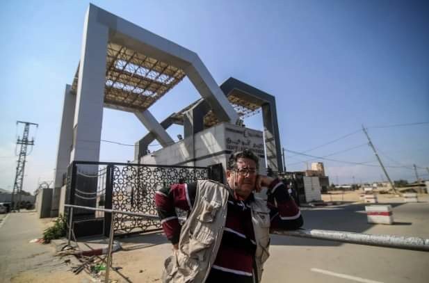 Ai Cập chuẩn bị mở cửa biên giới cho dân thường thoát khỏi Dải Gaza - 1