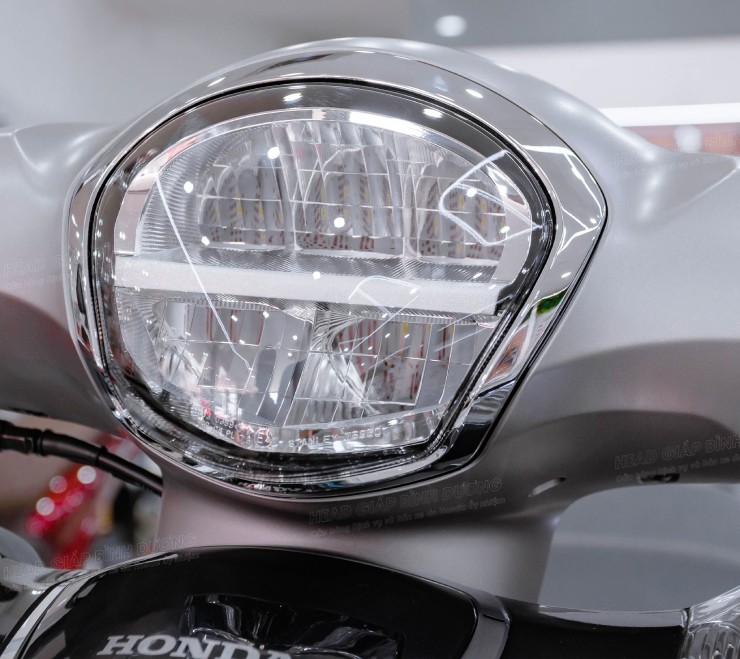 Giá Honda SH Mode giữa tháng 10/2023, chênh từ 3 triệu đồng - 3