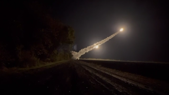 Forbes: Mục đích của Mỹ khi cung cấp tên lửa đạn đạo ATACMS cho Ukraine - 2