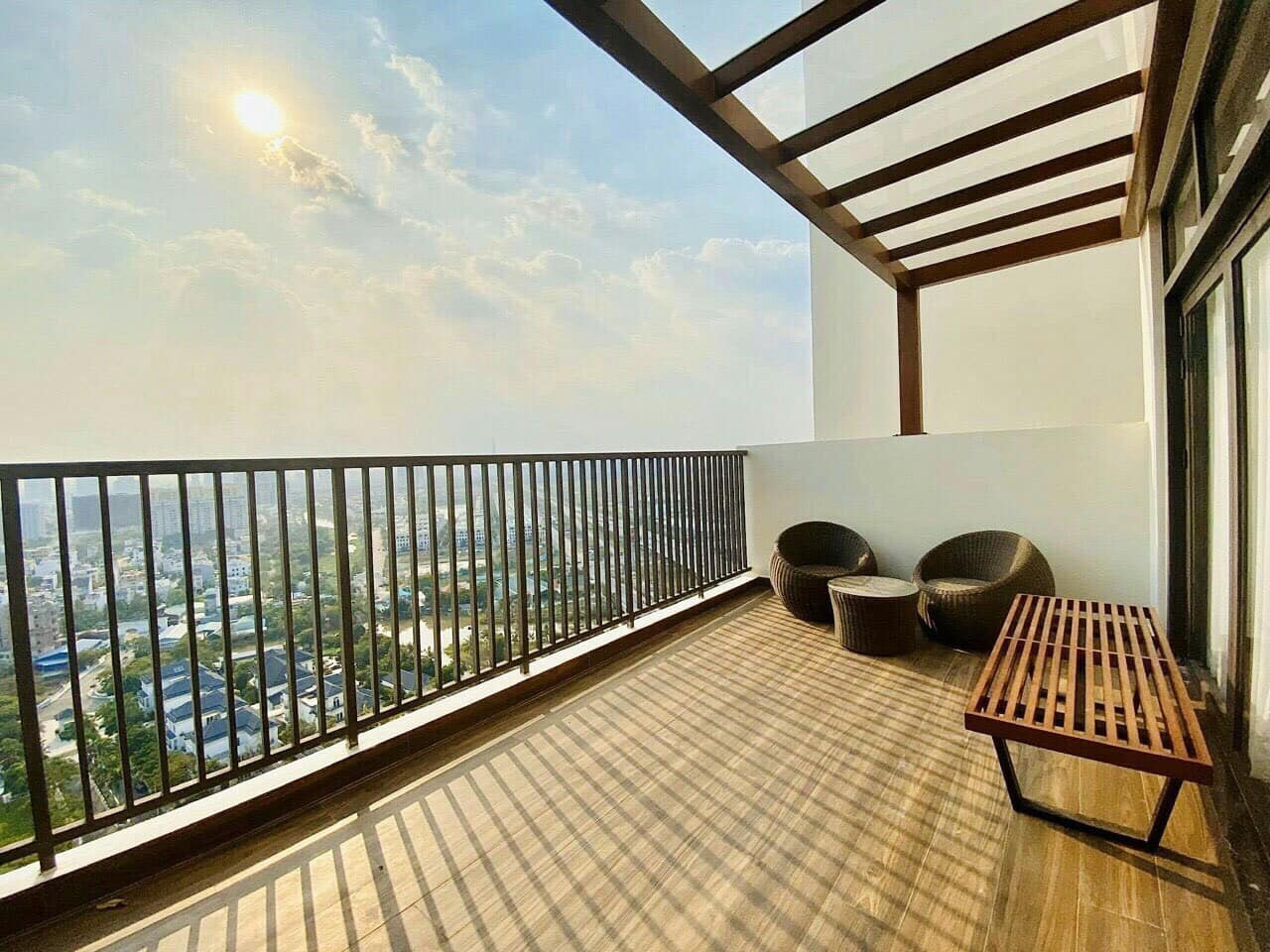 Mỹ nữ Khánh Hòa từng "sống chung với chuột", nay ở penthouse triệu đô - 5