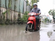 Tin tức trong ngày - Khổ vì tuyến đường ngập nửa năm không rút