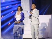 Thời trang - &quot;Nữ sinh 19 tuổi&quot; tại Vietnam Idol bị chê vì ăn mặc phóng khoáng, trang điểm đậm