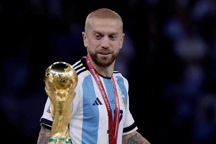 Đồng đội bị cấm vì doping, Messi và tuyển Argentina có thể bị tước World Cup - 1