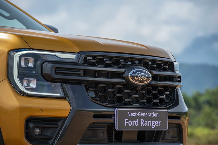 Giá xe Ford Ranger lăn bánh tháng 10/2023, giảm 50% LPTB - 6