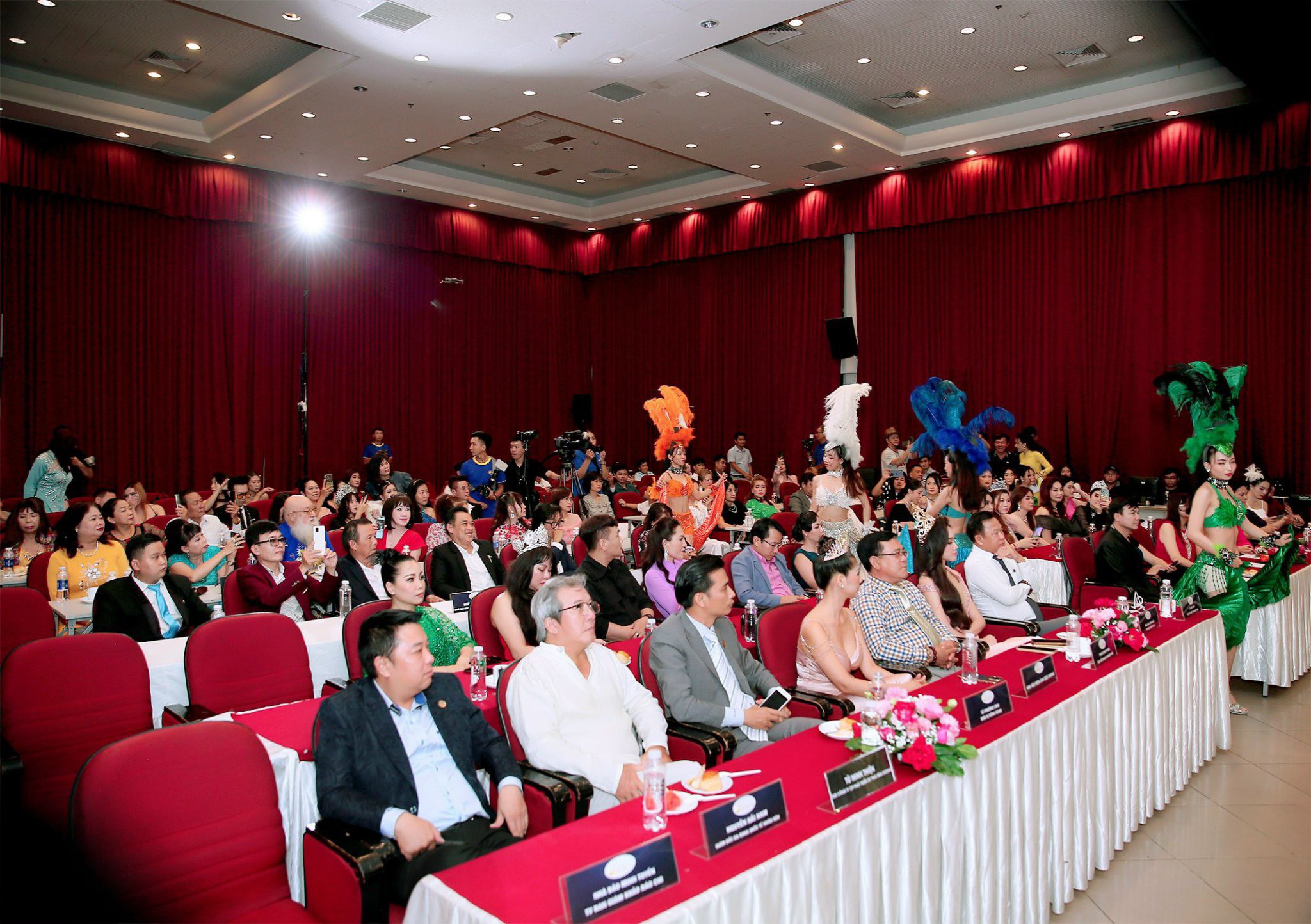 Diễn viên Trường Thịnh họp báo công bố lịch trình cuộc thi Hoa hậu Tài Sắc Việt 2023 - 4