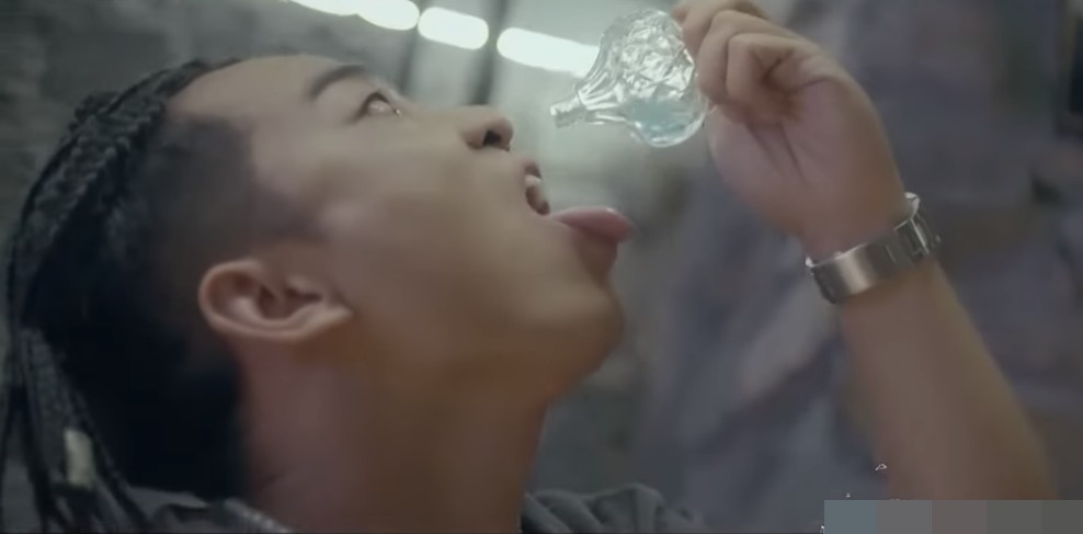 Đỗ Duy Nam bật mí mùi vị "nước khoái" trong phim Biệt Dược Đen - 1