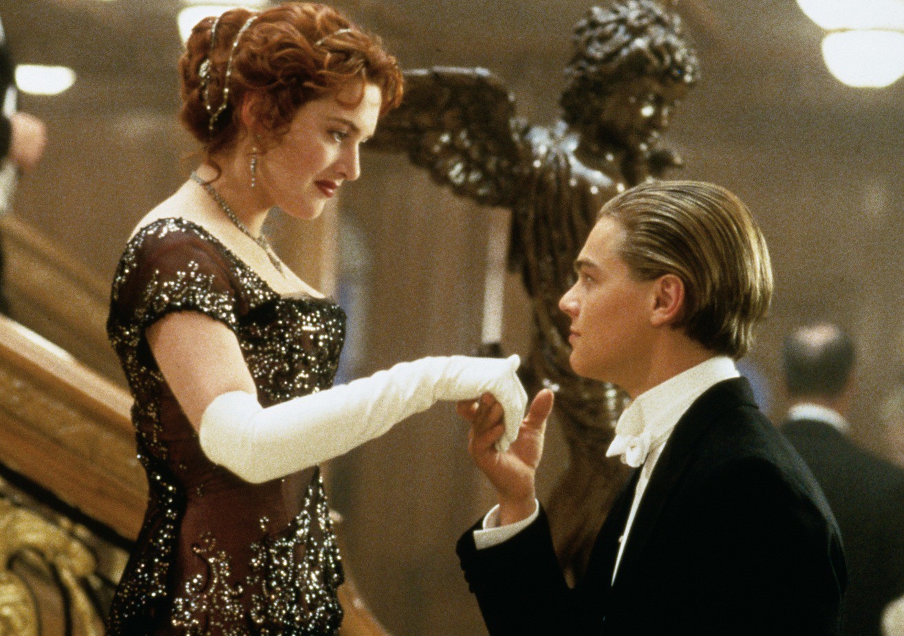 Sao "Titanic" ngày ấy - bây giờ: Leonardo DiCaprio đời tư ồn ào, chỉ yêu bạn gái dưới 25 tuổi - 2