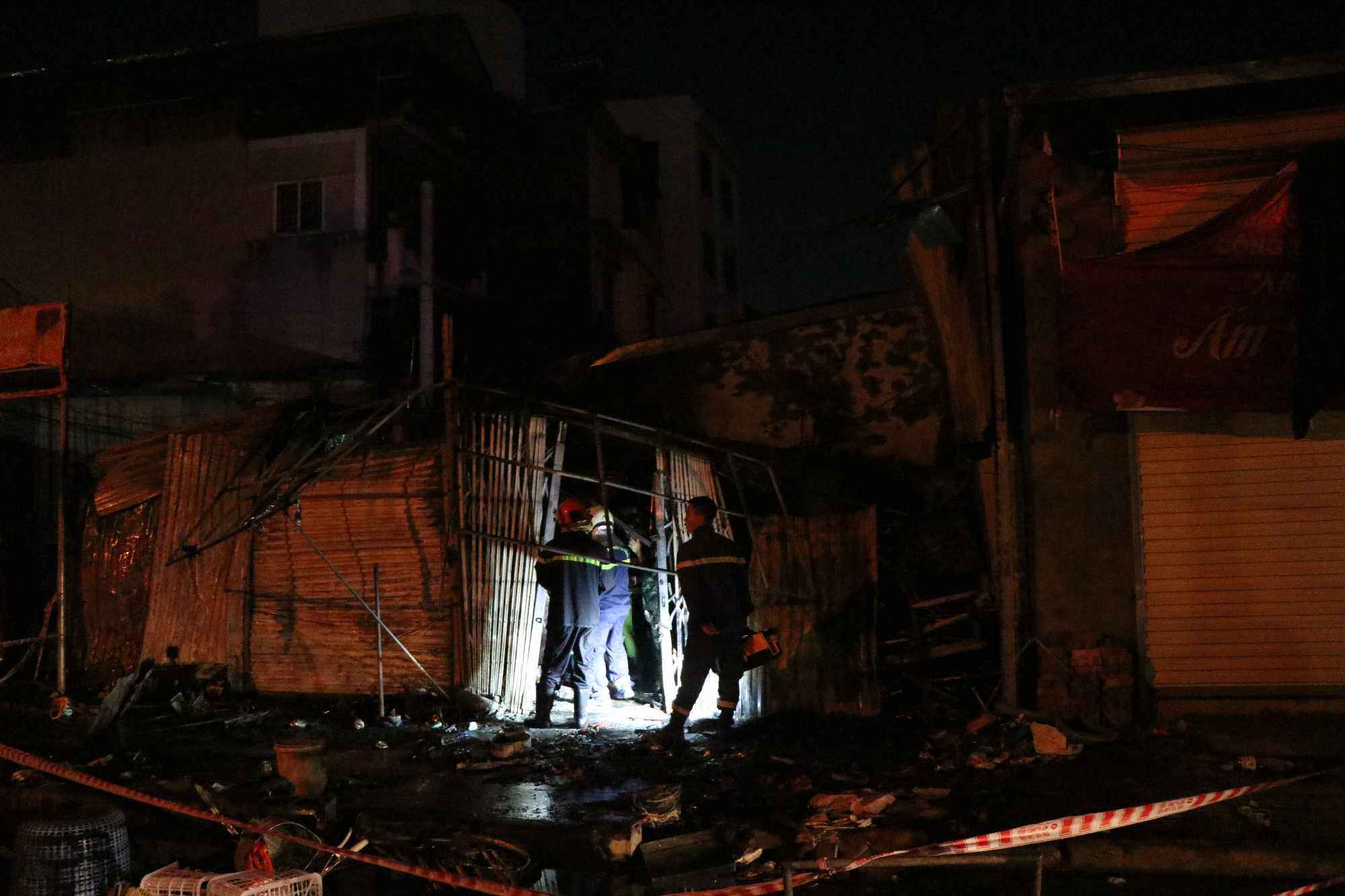 Vụ cháy khiến 3 mẹ con tử vong ở Hà Nội: Nhân chứng kể cảnh tượng xót xa - 3