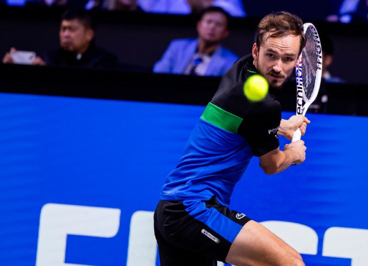 Medvedev khởi đầu suôn sẻ ở&nbsp;Vienna Open