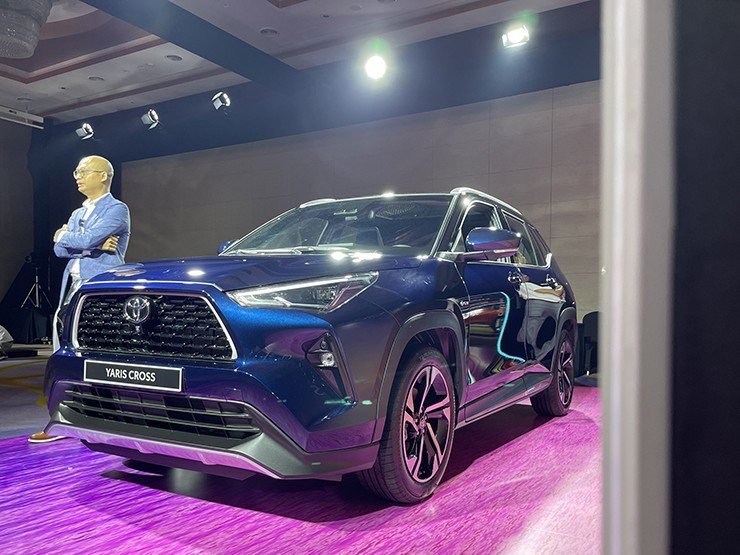 Chi tiết Toyota Yaris Cross động cơ Hybrid, giá 838 triệu đồng - 1