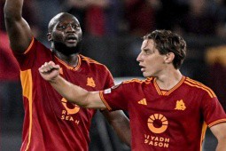 Kết quả bóng đá AS Roma - Slavia Praha: Lukaku chói sáng, 17 phút định đoạt (Europa League)