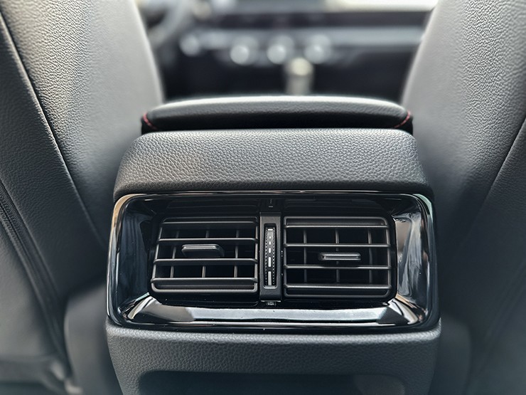 Chi tiết mẫu xe Honda CR-V e:HEV RS, có giá bán 1,259 tỷ đồng
