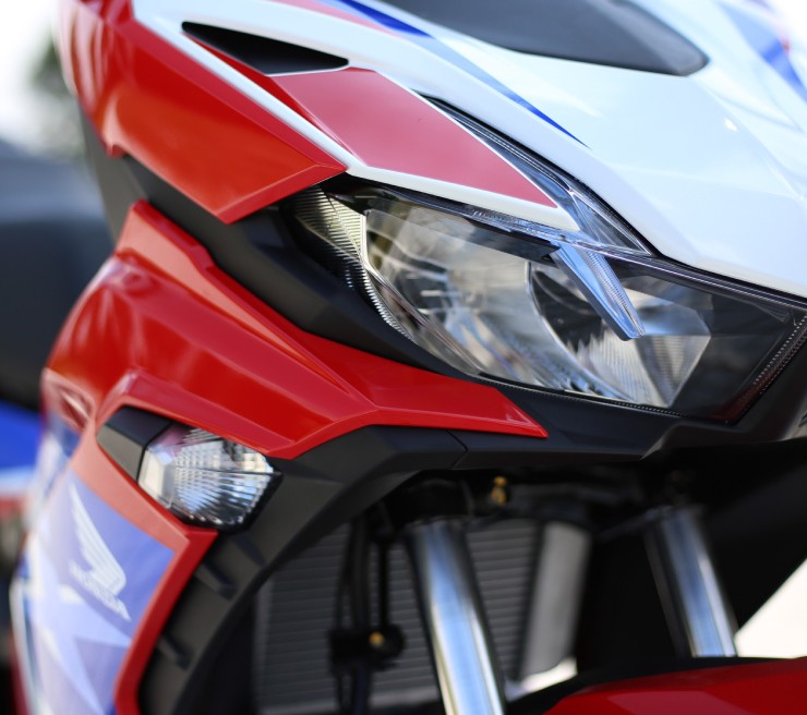 Giá Honda Winner X cuối tháng 10/2023, khuyến mại hơn 17 triệu đồng - 2