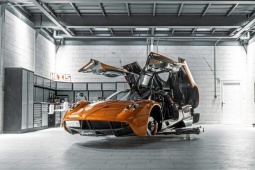 Sau khi tậu McLaren Elva 190 tỷ, Minh Nhựa rao bán "thần gió" Pagani Huayra