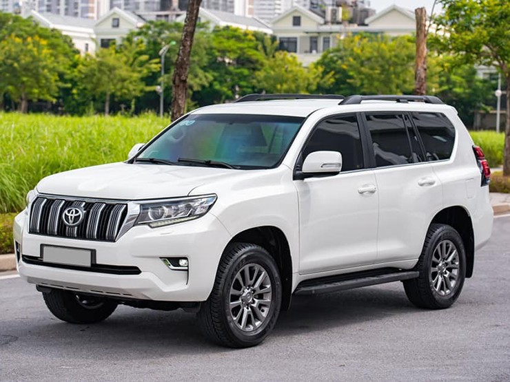 Toyota Prado VX 2017 siêu giữ giá sau 5 năm lăn bánh - 4