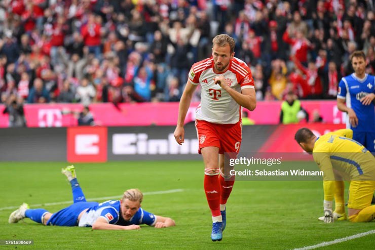 Harry Kane lập hat-trick, giúp Bayern đại thắng