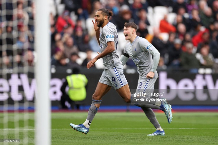 Calvert Lewin trở thành người hùng của Everton