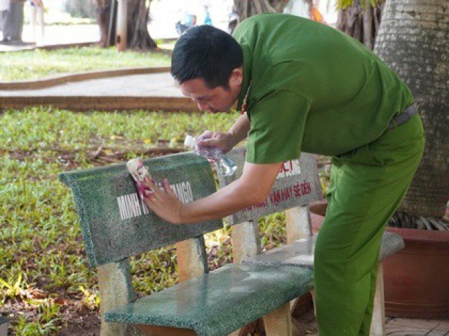 Chỉ sau 1 đêm, hàng trăm ghế đá ở Vũng Tàu “biến hình” trong ngỡ ngàng