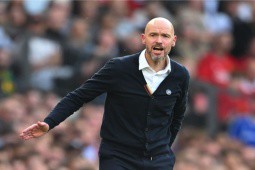 Ten Hag “lạc lối“ với hàng loạt quyết định khi MU thua thê thảm