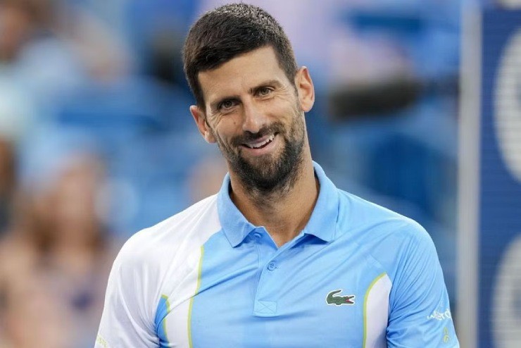 Djokovic luôn có thói quen chửi thề mỗi khi nóng nảy