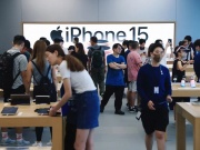 Thời trang Hi-tech - Đến Apple cũng phải lo giảm giá iPhone 15