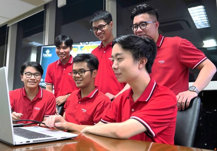 Đội hacker 'mũ trắng' Việt Nam vô địch cuộc thi tấn công mạng lớn nhất thế giới - 1