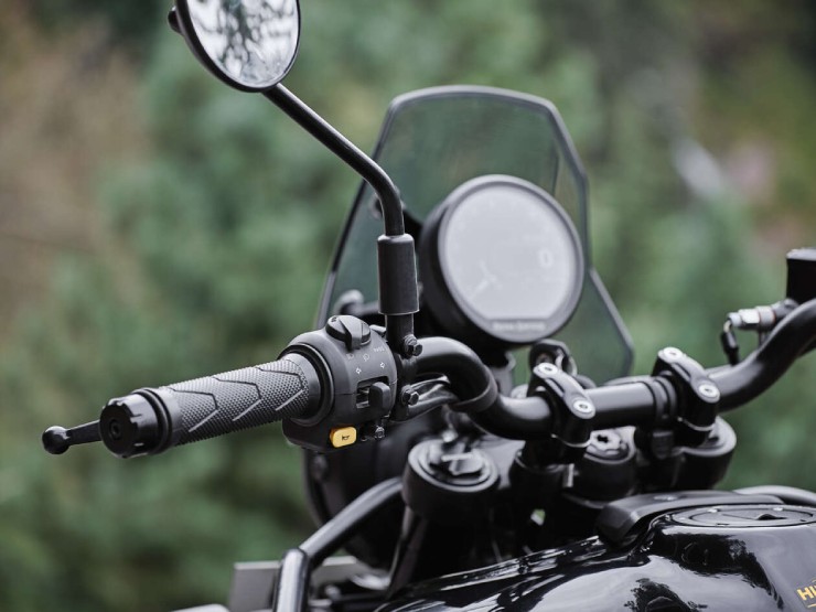 Ra mắt 2024 Royal Enfield Himalayan 450 mạnh 40 mã lực - 2