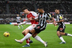 Video bóng đá Newcastle - Arsenal: Trận chiến rực lửa, bàn thắng “bốc mùi“ (Ngoại hạng Anh)