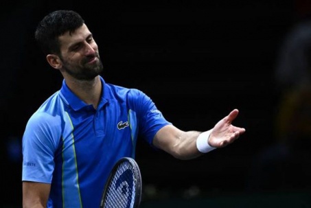 Video tennis Djokovic - Dimitrov: Vô địch nhờ ít sai lầm hơn (Chung kết Paris Masters)