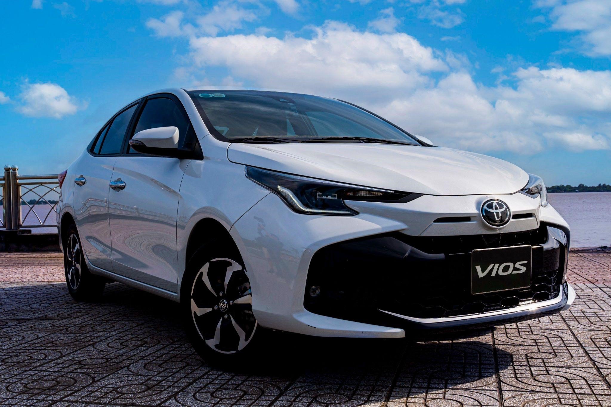 “Xe quốc dân” Toyota Vios được miễn 100% phí trước bạ trong tháng 11 - 1