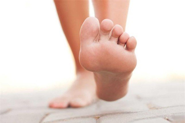 Phát hiện những dấu hiệu bất thường ở chân, có thể bạn đã mang bệnh nguy hiểm - 2
