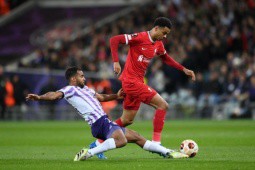 Kết quả bóng đá Toulouse - Liverpool: Rượt đuổi 5 bàn, địa chấn trên đất Pháp (Europa League)