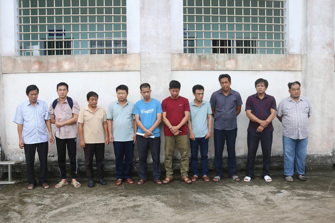 Kiên Giang: Khởi tố 3 cựu lãnh đạo huyện, bắt giam 10 người - 1