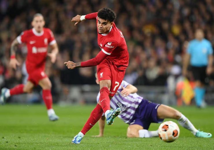 Trực tiếp bóng đá Toulouse - Liverpool: VAR nhập cuộc, "Lữ đoàn đỏ" cay đắng (Hết giờ) - 2