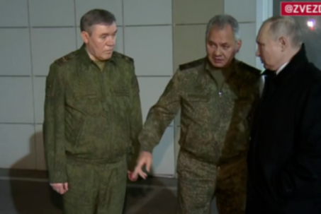 Tổng thống Nga bất ngờ đến trụ sở điều phối chiến dịch Ukraine