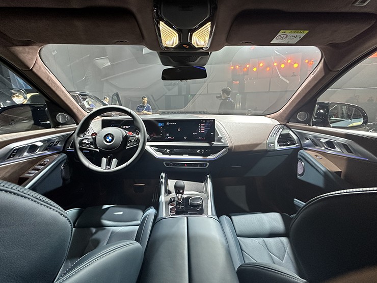 Bộ đôi xe SUV BMW X5 và XM hoàn toàn mới ra mắt thị trường Việt, giá bán từ 3.1 tỷ đồng - 9
