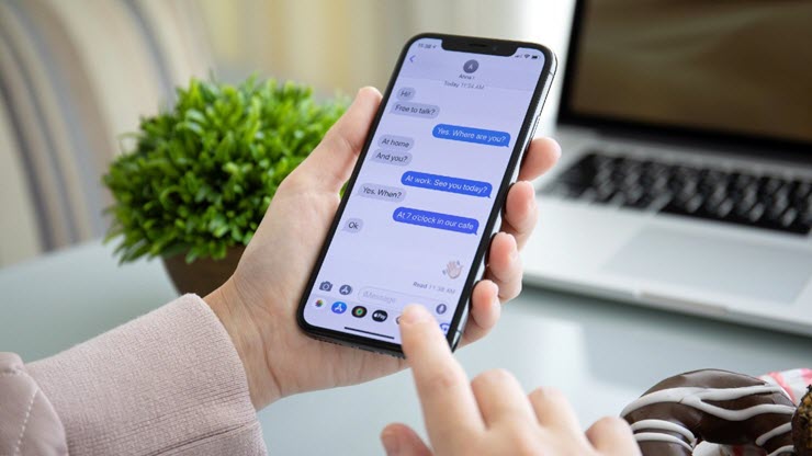 iMessage chịu sức ép lớn trước nhiều công ty viễn thông và Google.