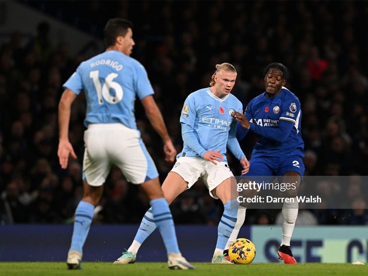 Man City hòa Chelsea 4-4: Báo Anh tiếc cho Pep, kinh ngạc trận kịch tính bậc nhất lịch sử - 1