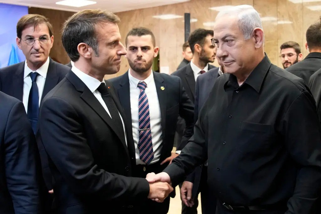 Thủ tướng Israel đáp trả bình luận của Tổng thống Pháp Macron - 1