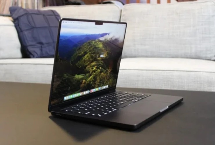 Trang bị RAM 8 GB cho MacBook Pro, Apple đã 