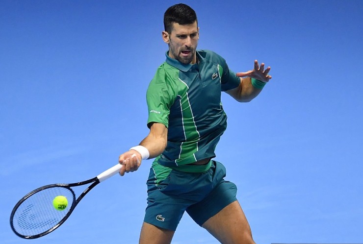 Djokovic tiếp tục trải qua trận đấu kéo dài 3 set