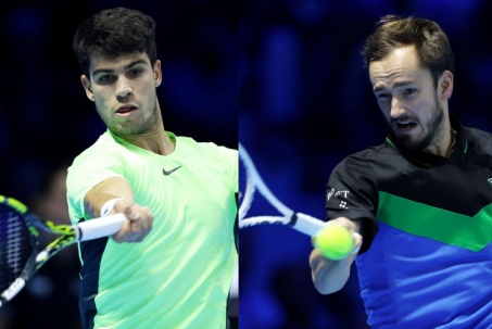 Trực tiếp tennis Alcaraz - Medvedev: Ấn định trận đấu bằng game thắng trắng (ATP Finals) (Kết thúc)