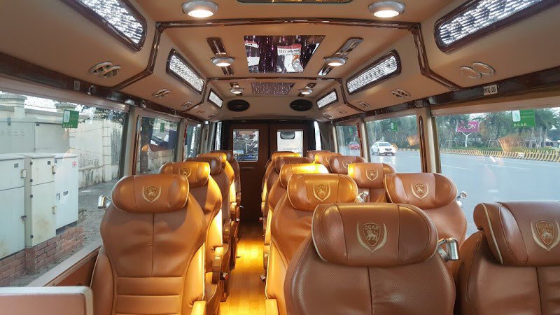 Asia Trang Ngân - đơn vị cho thuê xe limousine 9 chỗ hiện đại giá rẻ tại Hà Nội - 1