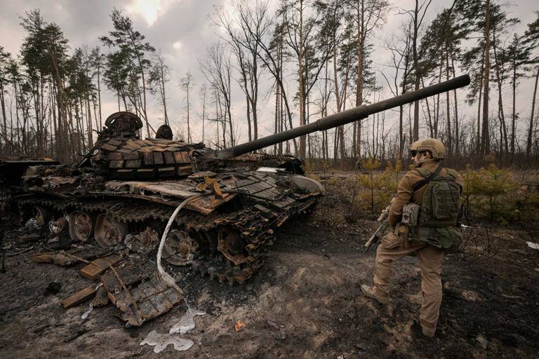 Xung đột khiến cả Nga và Ukraine hứng chịu tổn thất đáng kể.